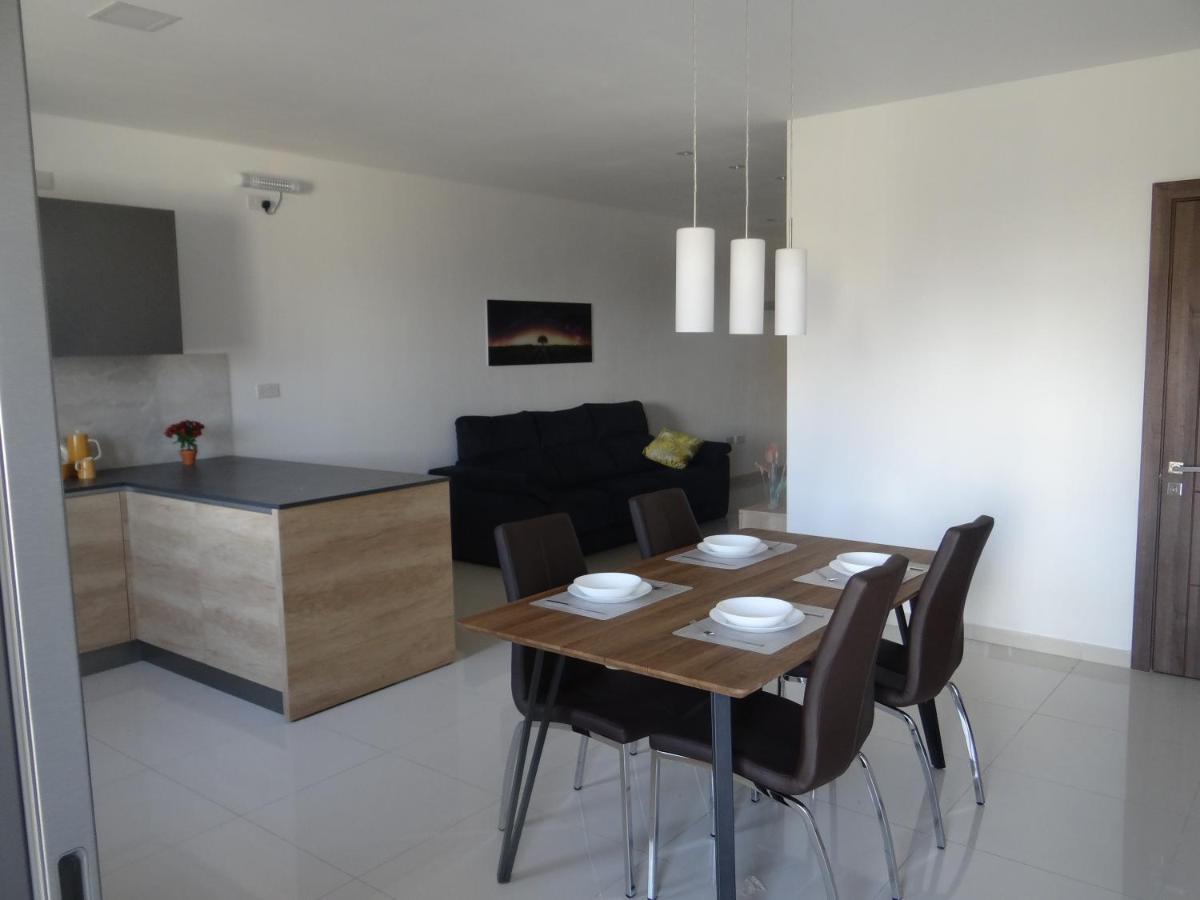Sb3 - Stylish Penthouse - Superb Location Msida Apartman Kültér fotó